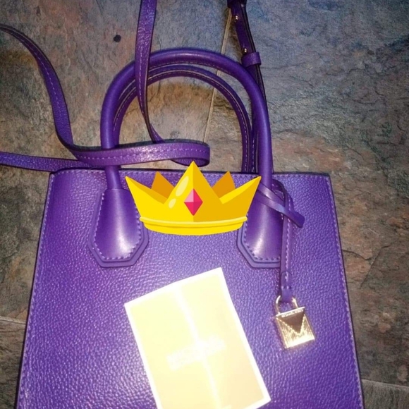 Purple purse - Picture 2 of 5